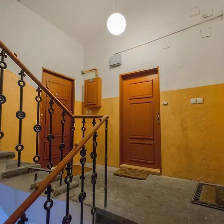 Ruterra With Sauna And Billiards Διαμέρισμα Πράγα