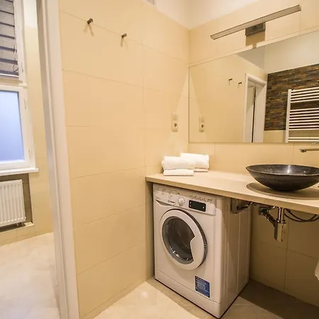 Ruterra With Sauna And Billiards Apartment Prague