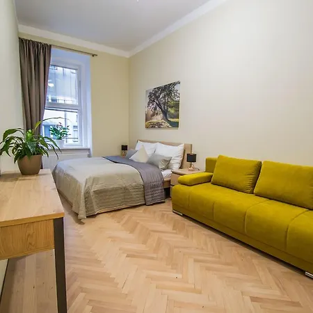 Ruterra With Sauna And Billiards Apartment Prague